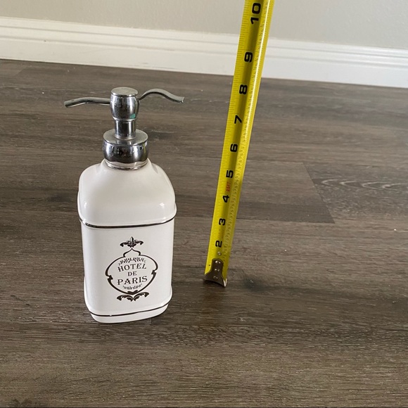 Accents Paris Themed Bathroom Collection Poshmark